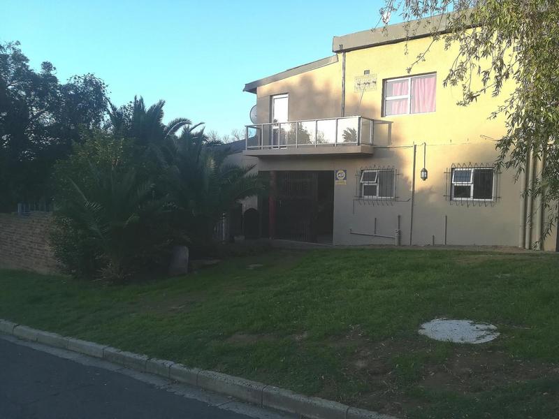 To Let 1 Bedroom Property for Rent in Sonstraal Western Cape